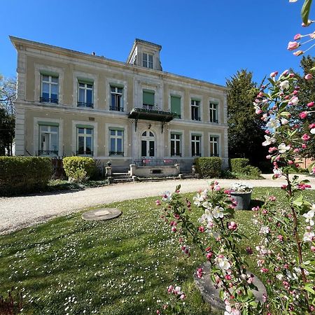 Chateau De Pougy 外观 照片